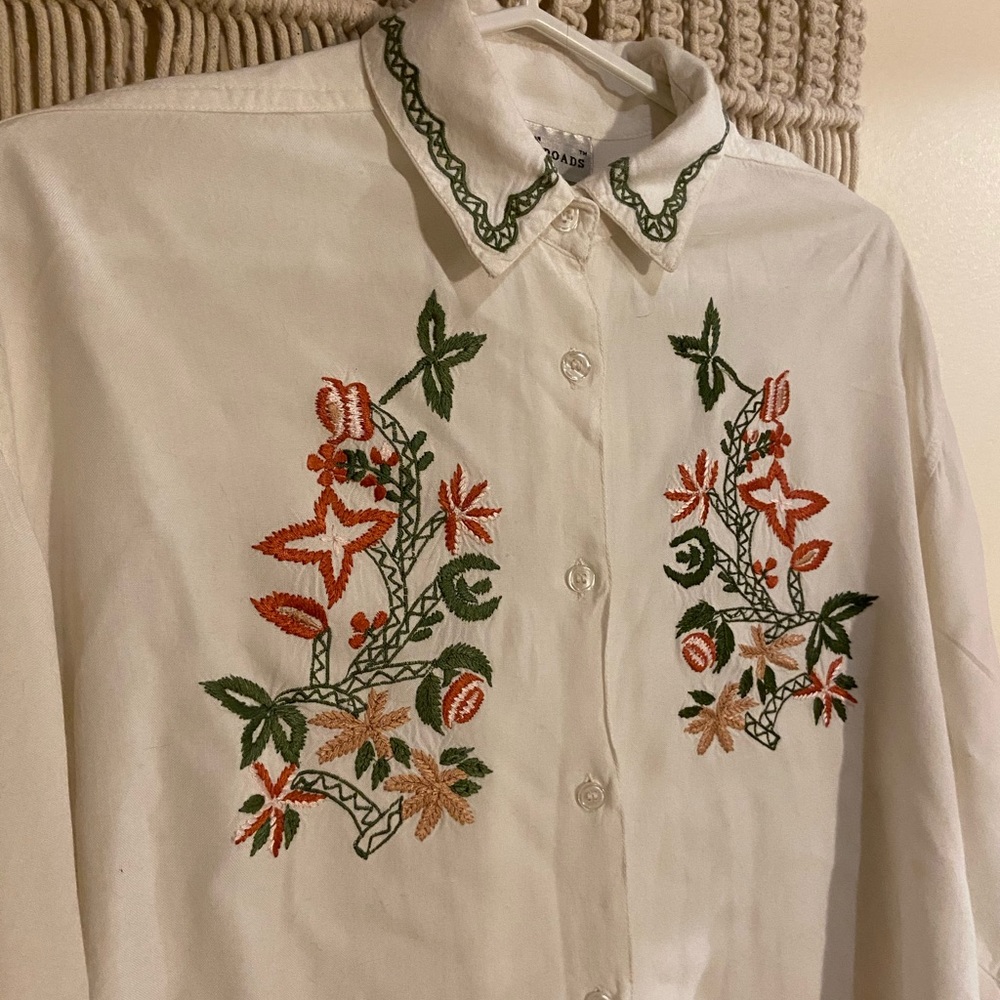 Vintage White embroidered shirt